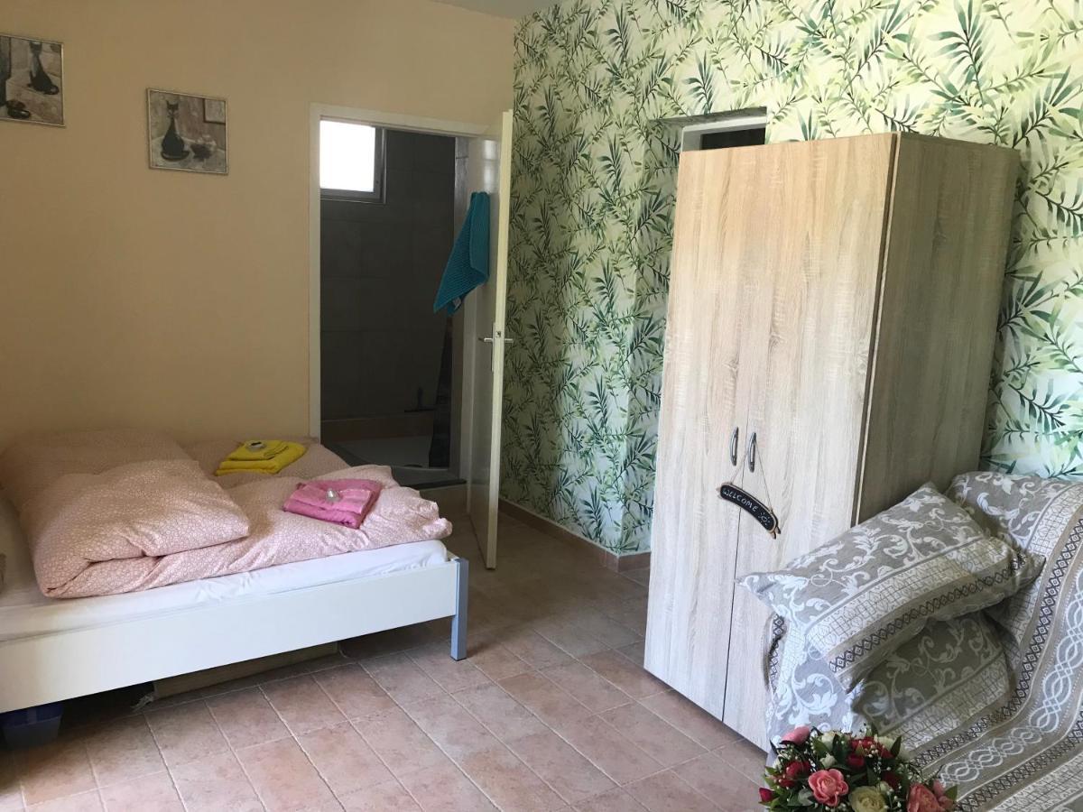 Redhill Apartments Нови-Винодолски Экстерьер фото