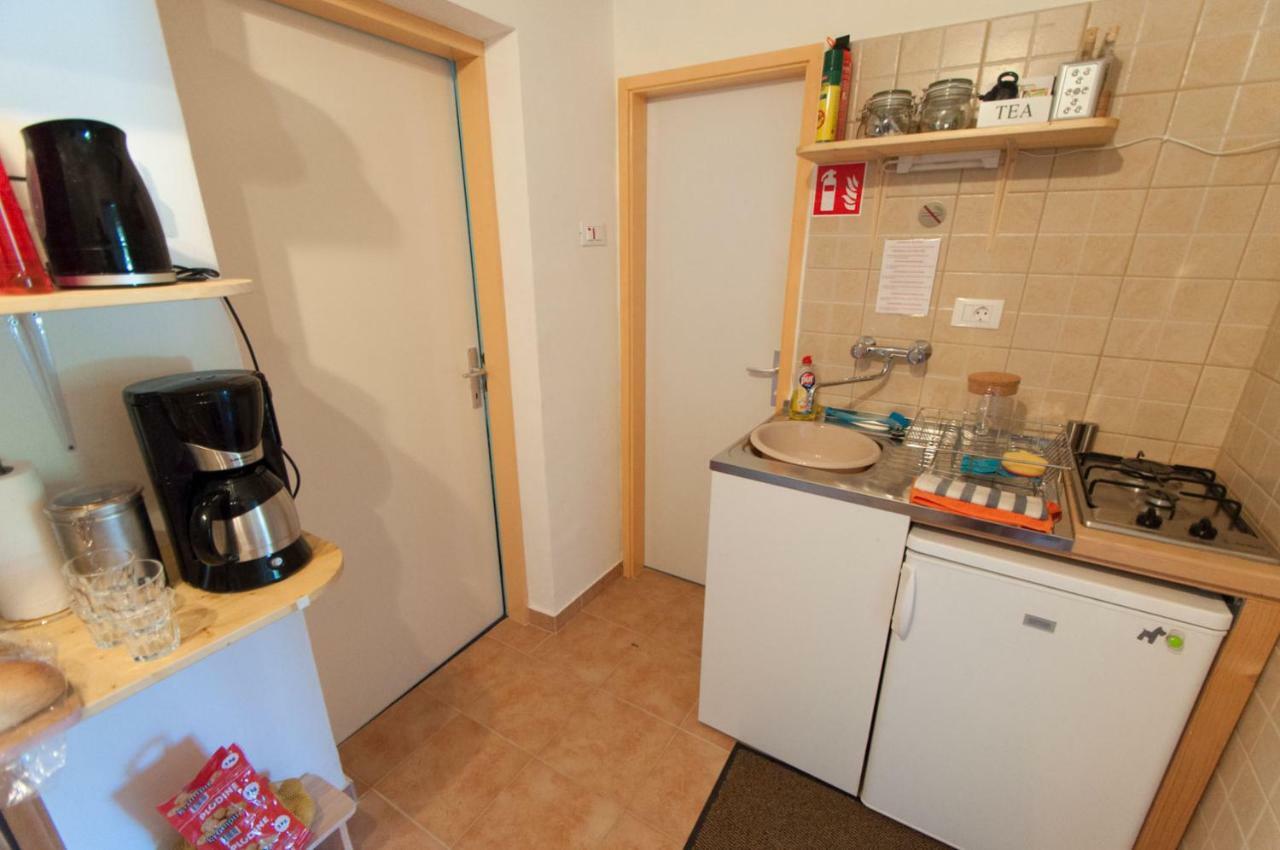 Redhill Apartments Нови-Винодолски Экстерьер фото