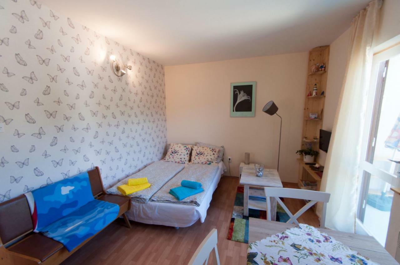 Redhill Apartments Нови-Винодолски Экстерьер фото