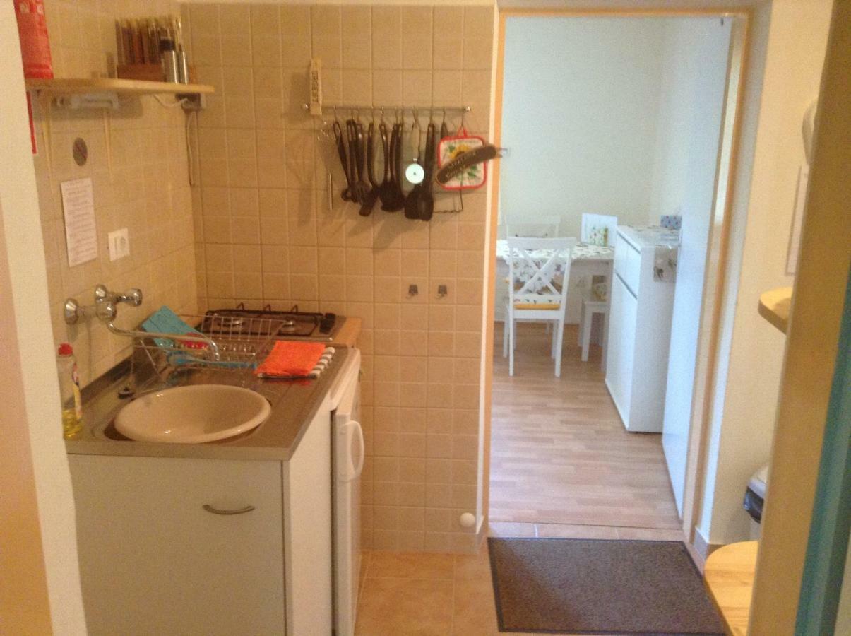 Redhill Apartments Нови-Винодолски Экстерьер фото
